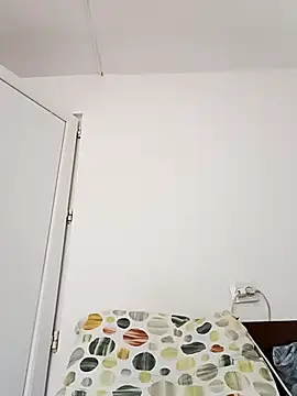 Vera Elle online show from September 28, 2025, 2:24 pm