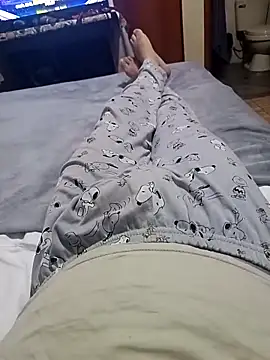 Hugopingonasa2024 online show from March 4, 2026, 1:24 am