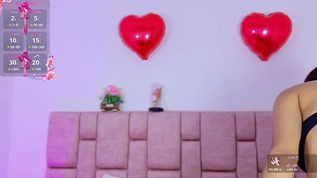 ScarlettLuxe online show from September 25, 2025, 1:17 pm