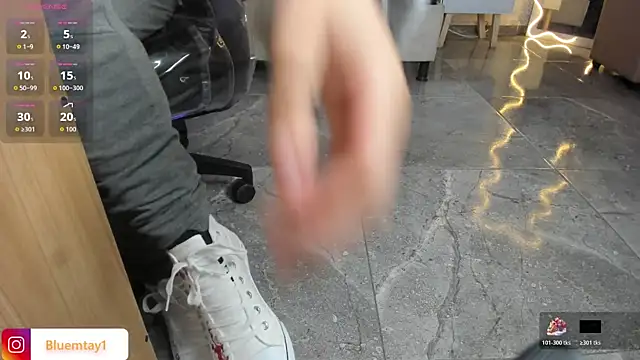 BLUE TAY1 online show from March 5, 2026, 11:51 am