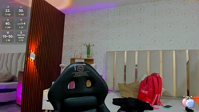 BLUE TAY1 online show from September 18, 2025, 11:46 am