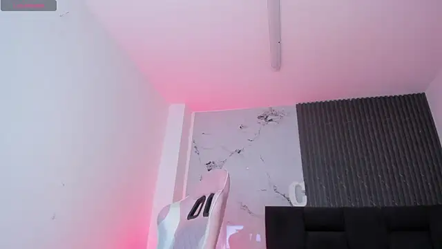 chloesagee online show from July 10, 2026, 12:10 am