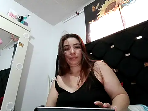 Snapshot of vegacristal88 chatting on February 20, 2026, 9:39 pm vegacristal88 online show from February 20, 2026, 9:39 pm