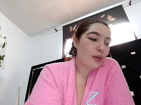 vegacristal88 online show from January 13, 2026, 2:43 pm