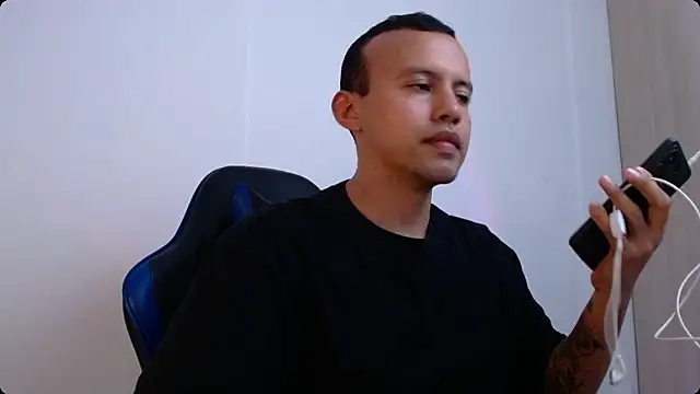 Snapshot of bnow283 chatting on February 17, 2026, 7:22 pm bnow283 online show from February 17, 2026, 7:22 pm