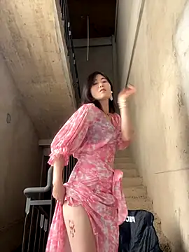 xtt1689999 online show from October 16, 2025, 4:21 am