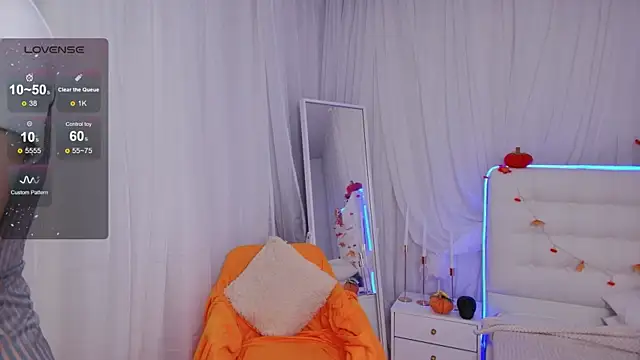 Miranda Kerry online show from October 26, 2025, 6:36 am