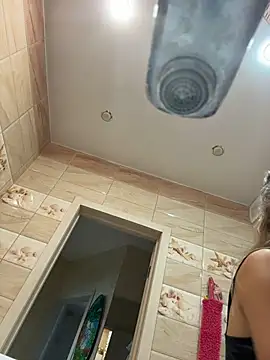 Snapshot of EvvaMur chatting on February 17, 2026, 1:58 am EvvaMur online show from February 17, 2026, 1:58 am