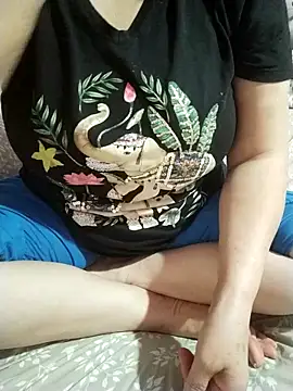 Snapshot of zerdaliii chatting on March 19, 2026, 5:35 pm zerdaliii online show from March 19, 2026, 5:35 pm