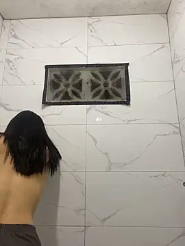 wildpussycat69 online show from May 3, 2026, 3:15 pm