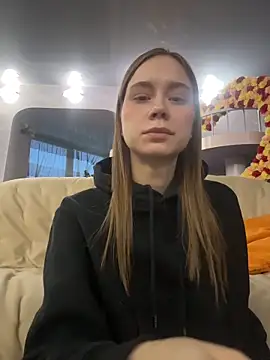 KarolinaConner online show from February 4, 2026, 3:56 am