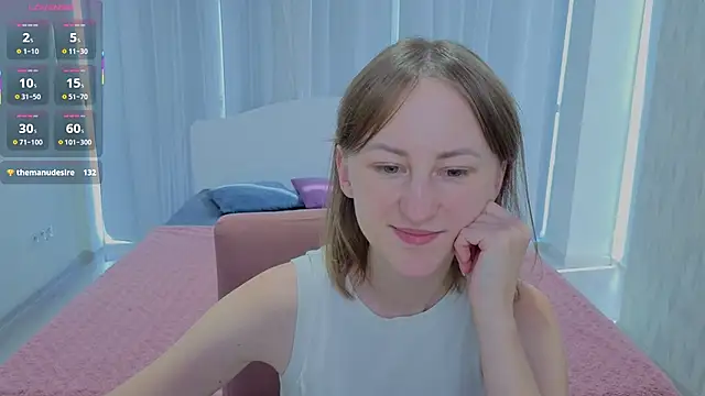 LuluChiiii online show from September 21, 2025, 10:42 am