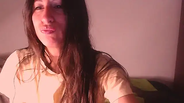 Snapshot of NathaSlave chatting on May 18, 2026, 9:47 am NathaSlave online show from May 18, 2026, 9:47 am