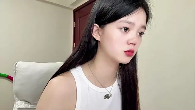 Nicole-13 online show from June 13, 2026, 1:09 pm