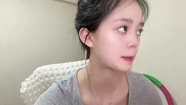 Nicole-13 online show from July 18, 2026, 12:58 pm