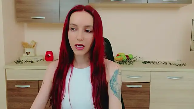 Snapshot of Julia_Jae chatting on June 3, 2026, 6:36 am Julia Jae online show from June 3, 2026, 6:36 am