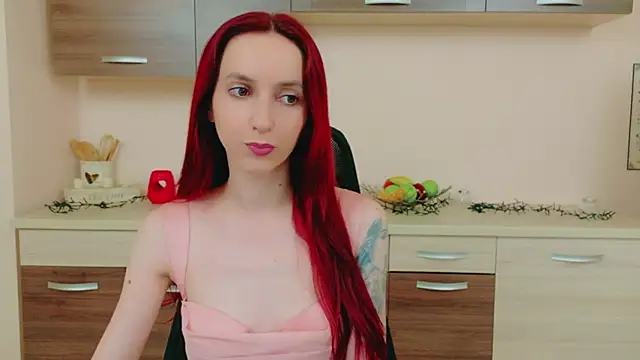 Snapshot of Julia_Jae chatting on June 7, 2026, 5:12 am Julia Jae online show from June 7, 2026, 5:12 am