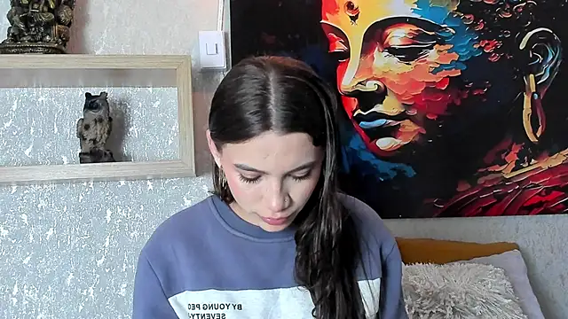 aitana baker  online show from February 6, 2026, 3:13 am