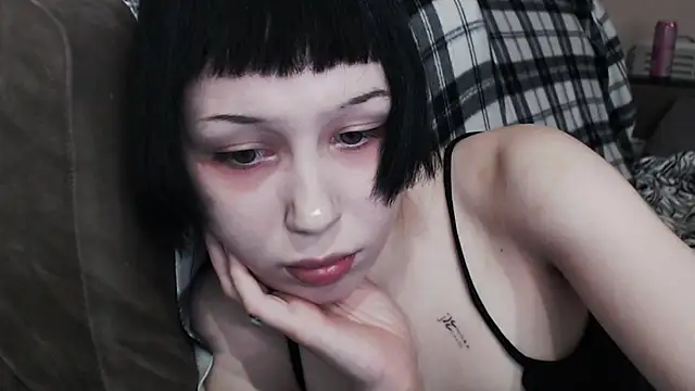  LUCY LAVE online show from October 30, 2025, 4:33 am