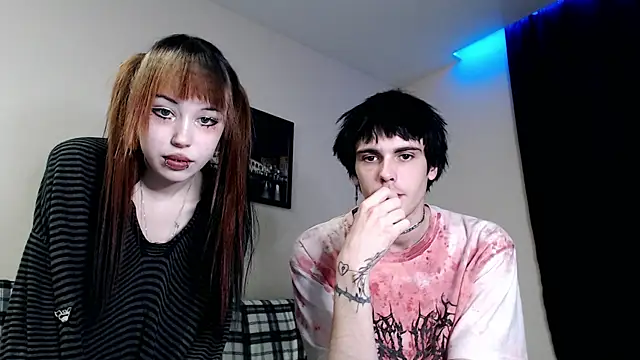  LUCY LAVE online show from September 13, 2025, 3:45 pm