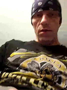 Snapshot of djcarey369159 chatting on September 26, 2025, 12:39 am djcarey369159 online show from September 26, 2025, 12:39 am