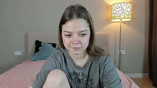 patriciapink online show from December 16, 2025, 9:02 am