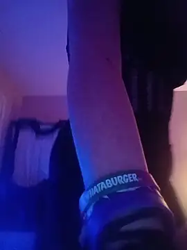 NovaVade online show from November 16, 2025, 8:08 am