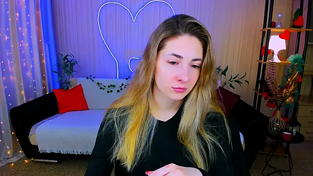 SensitiveSooul online show from May 7, 2026, 4:28 am
