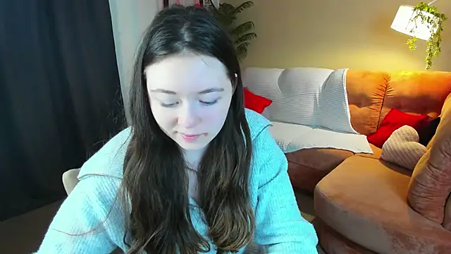 AlluringLookk online show from May 3, 2026, 3:33 am