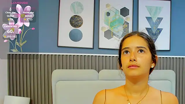 Ivy petit online show from December 19, 2025, 7:16 pm