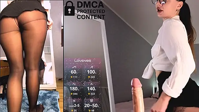 Siren Bloom online show from December 18, 2025, 5:17 pm