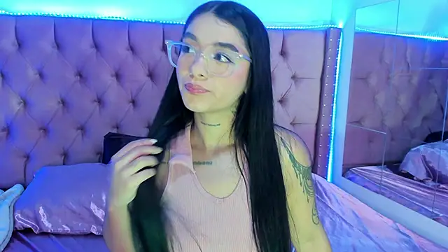 sara ramirez01 online show from September 9, 2025, 1:27 am