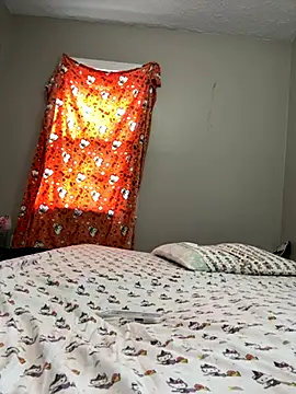 chocolate bella online show from October 18, 2025, 3:58 pm