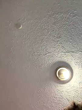 chocolate bella online show from November 10, 2025, 5:18 pm