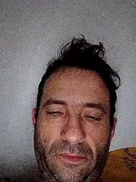 vasgabri online show from November 22, 2025, 2:21 am