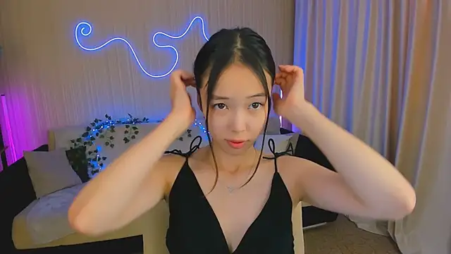 SoulHarmoonyy online show from September 30, 2025, 1:28 pm