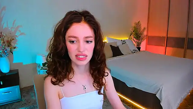 ChristinaConteeree online show from October 4, 2025, 11:23 am