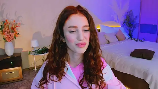 ChristinaConteeree online show from October 10, 2025, 8:20 pm