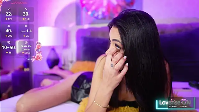 Pretty Lia  online show from September 23, 2025, 4:30 am