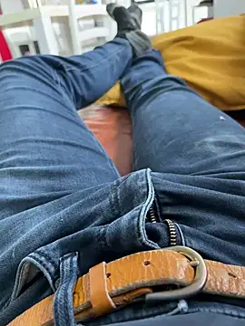 charl-5 online show from February 12, 2026, 12:05 pm