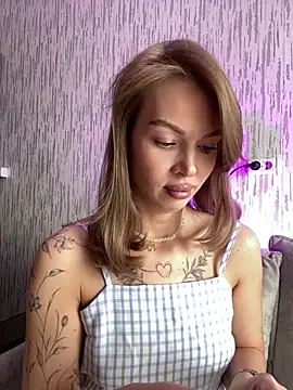 miss veroNika online show from April 30, 2026, 5:03 am