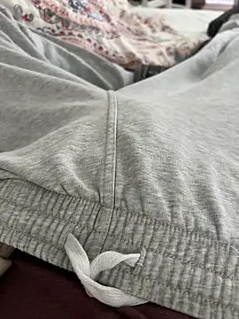 Frankieyyy1 online show from March 14, 2026, 1:28 pm