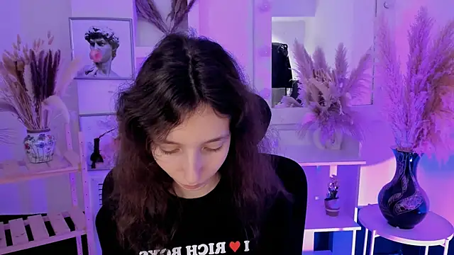 EmmanuellBrown online show from September 30, 2025, 12:11 pm