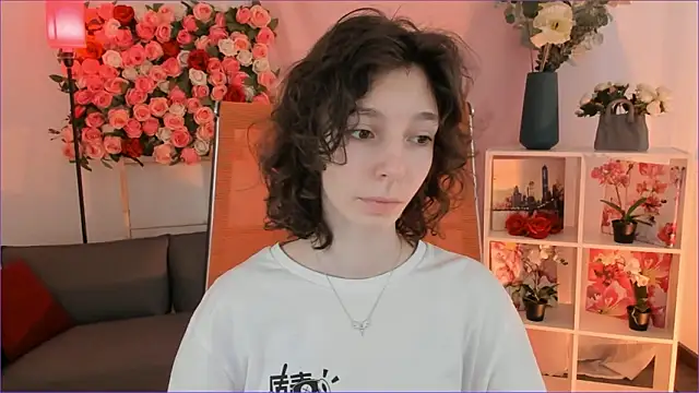 EmmanuellBrown online show from February 15, 2026, 4:13 am