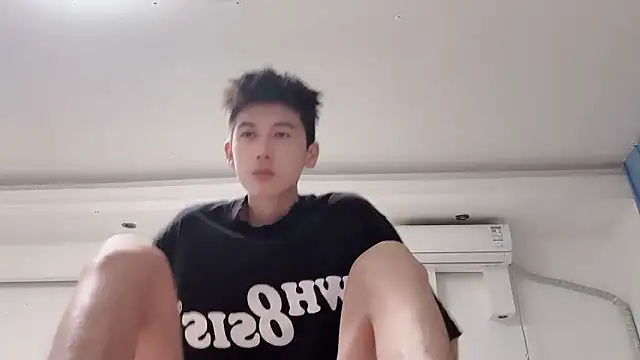 xiaojie2563 online show from September 9, 2025, 12:47 pm