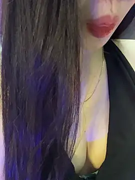 Snapshot of Mon_monbaby chatting on February 10, 2026, 4:28 pm Mon monbaby online show from February 10, 2026, 4:28 pm