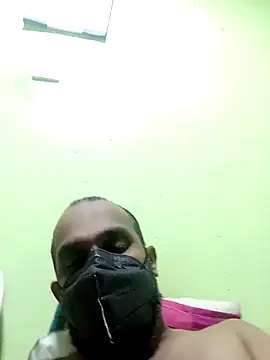 hotblack7 online show from February 4, 2026, 10:32 am