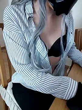 ValeriaFox769 online show from December 18, 2025, 9:58 am