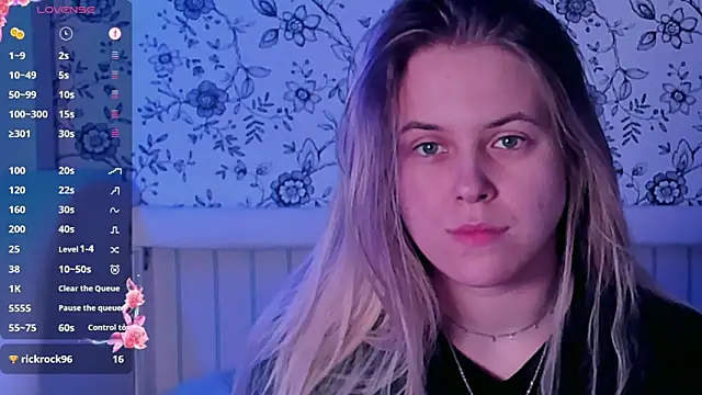 Snapshot of AngelAnty chatting on February 10, 2026, 2:27 pm AngelAnty online show from February 10, 2026, 2:27 pm