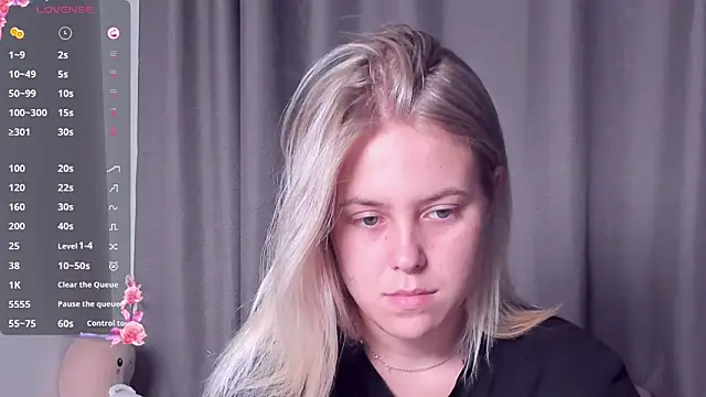 AngelAnty online show from September 12, 2025, 4:29 pm